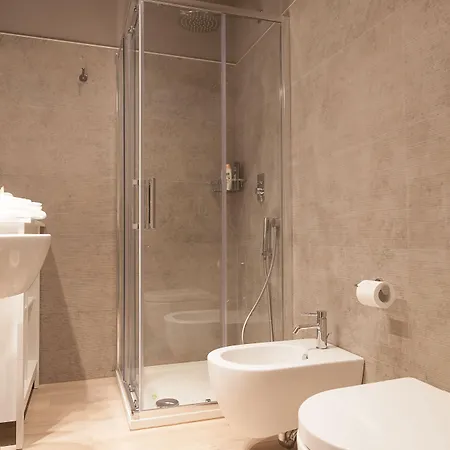 Il Leone Blu 4* كاتانيا